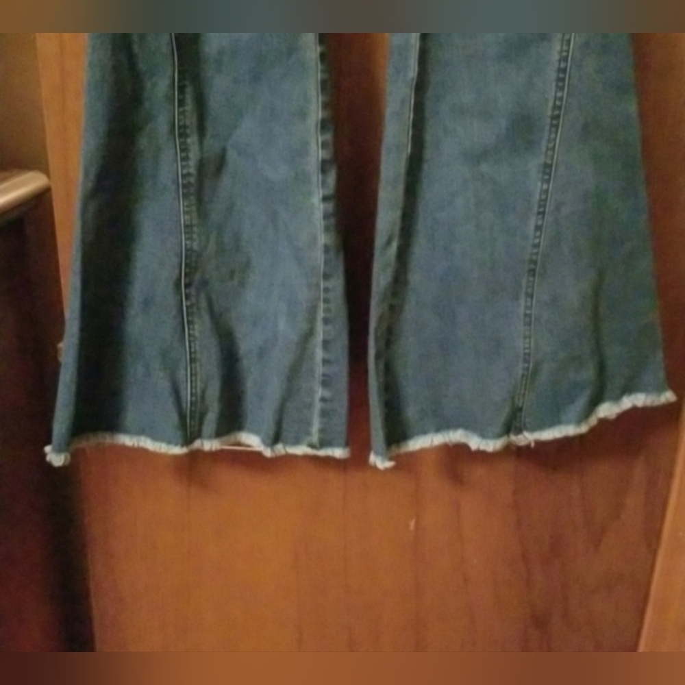 Flare Leg Distressed Jeans - Picture 3 of 6
